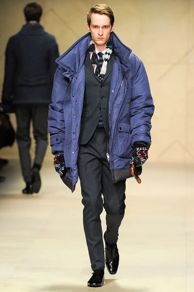 Look 38
